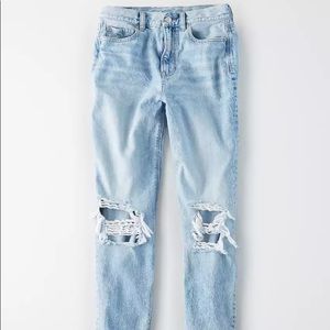American eagle mom jeans with rips